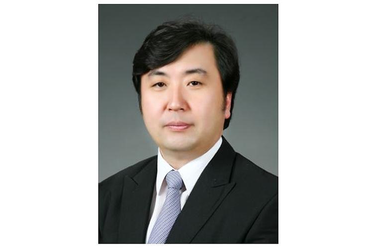 Prof. Park Jungha